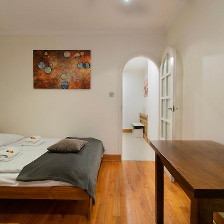 Stylish 2 Bedroom Apartment Morsztynowska Street Krakkó Kültér fotó